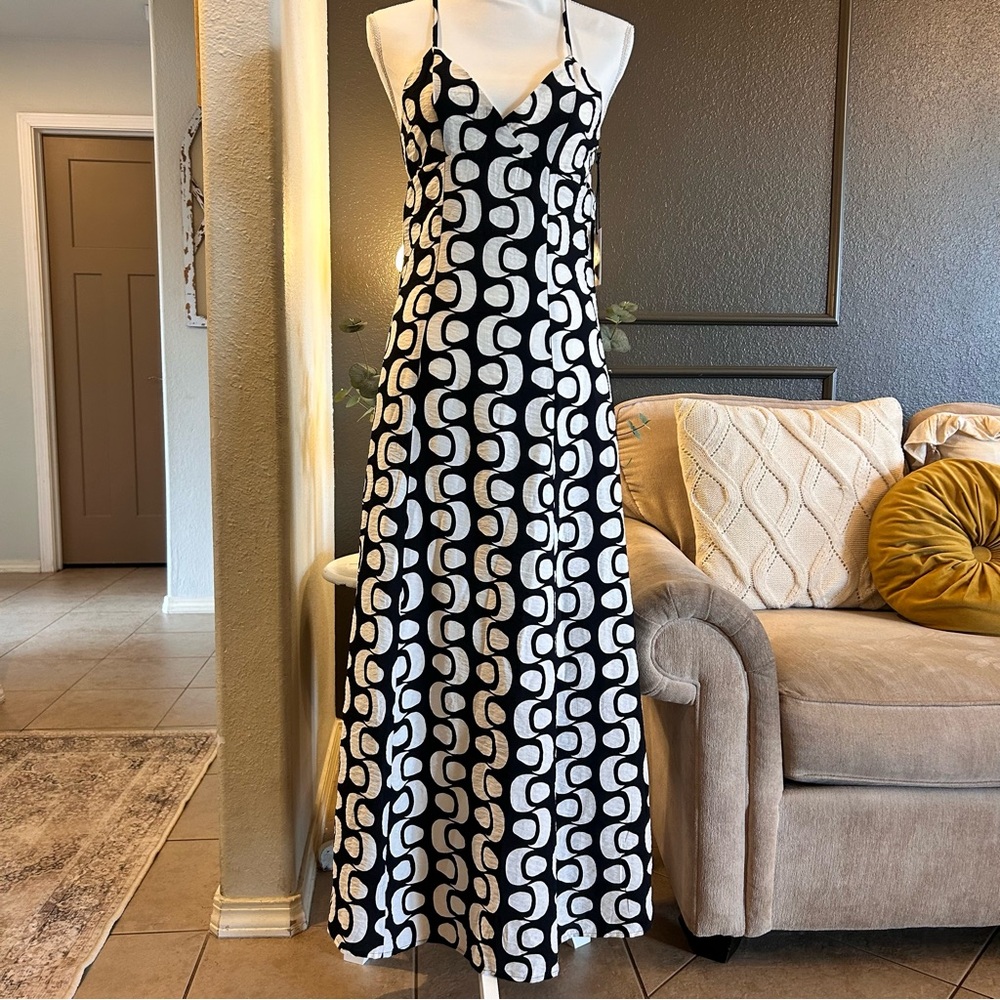 Sincerely Jules Black and White Geometric Maxi Dress